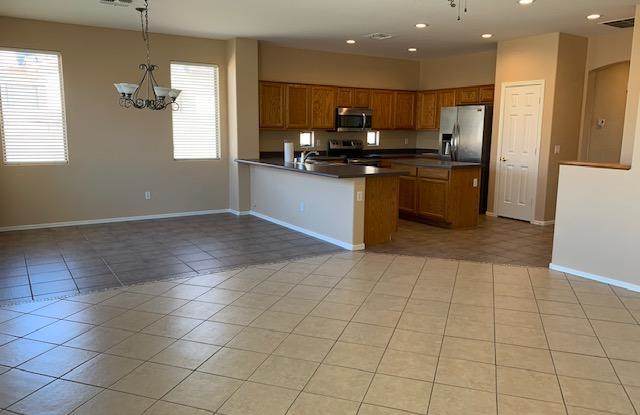 3376 E POWELL Way Gallery 4