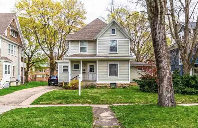 817 Church Street - 2 photos photos 817 Church Street - 2 photos photos