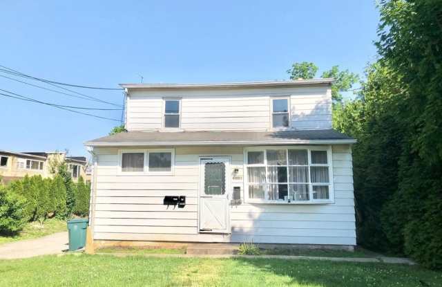 4001 CENTER AVENUE photos photos