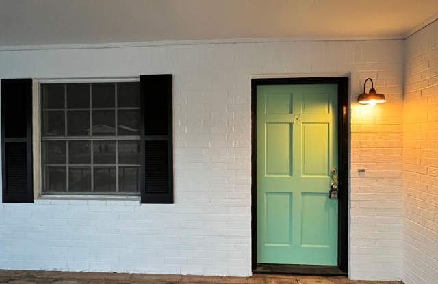 Sunset Rock Apartments Gallery 2