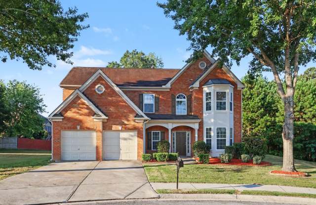 Well Maintained 4BR/2.5BA Home Near Camp Creek Pkwy! Gallery 1