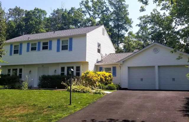 12815 POINT PLEASANT Drive Gallery 1