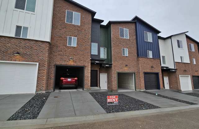 1559 S 150 W Gallery 3