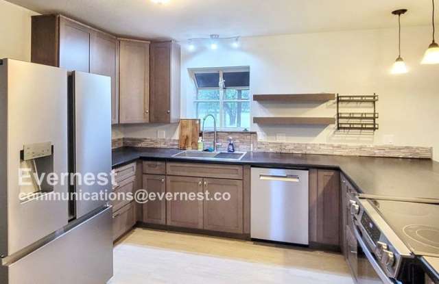 410 Magnolia Street photos photos