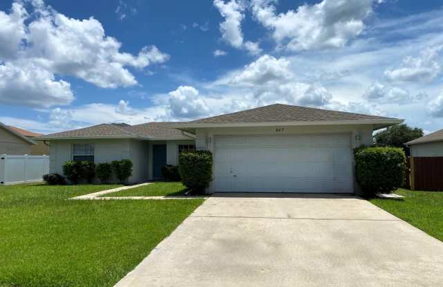 Move in Ready!!! 3 bedroom 2 bath in Poinciana Area!!! photos photos