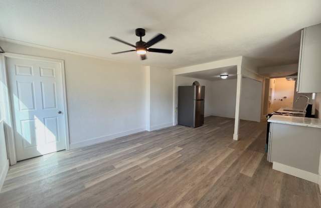 2922 Oleander Ave Gallery 2