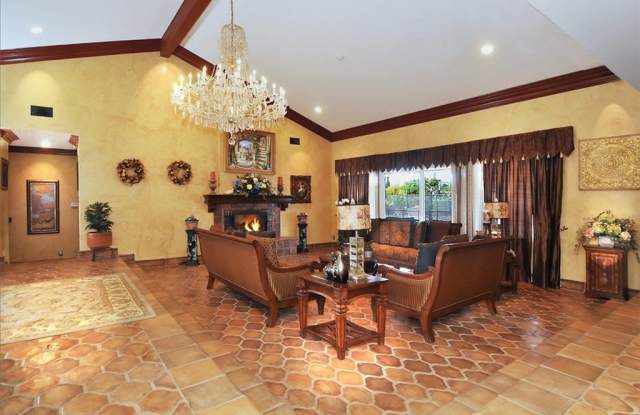 6958 Alta Vista Drive Gallery 3