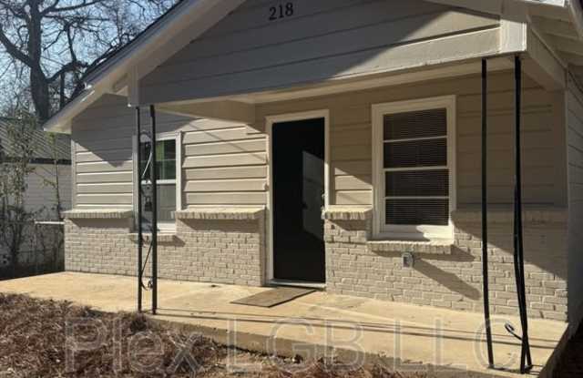 218 East Render Street photos photos