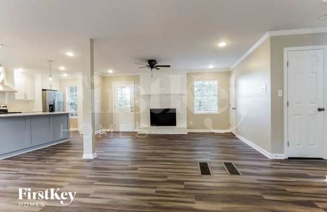 601 Staffordshire Drive photos photos