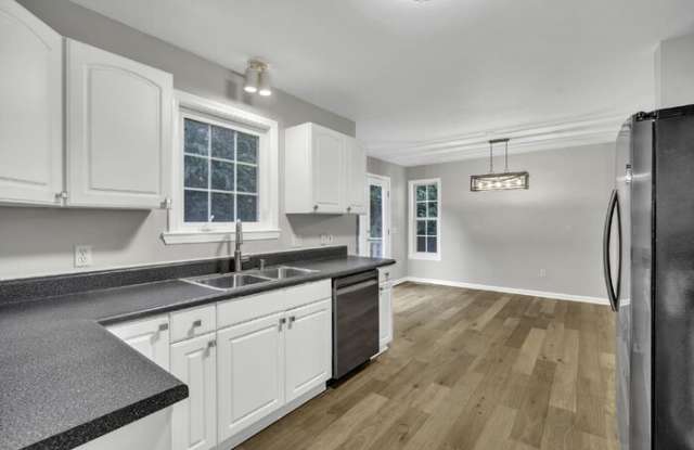 302 Kaplan Court Gallery 4