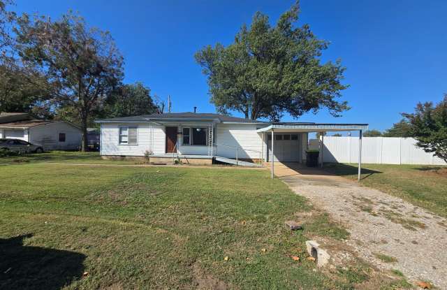 3 bed 1 bath in Tecumseh! photos photos
