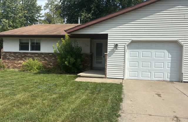 3124 North Bluemound Drive photos photos