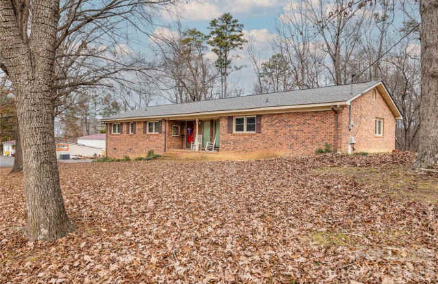 24752 Kates Drive Gallery 2