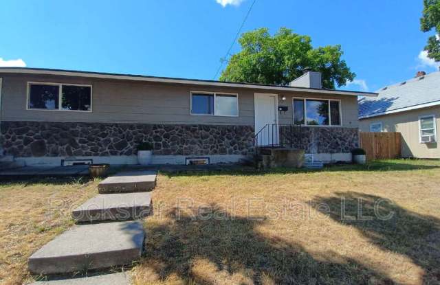 702 East Bridgeport Avenue photos photos