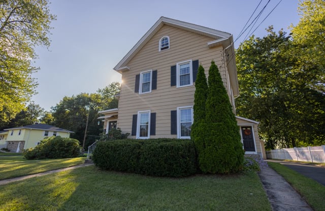 350 Summer Street - 350 Summer Street, Plantsville, CT 06479