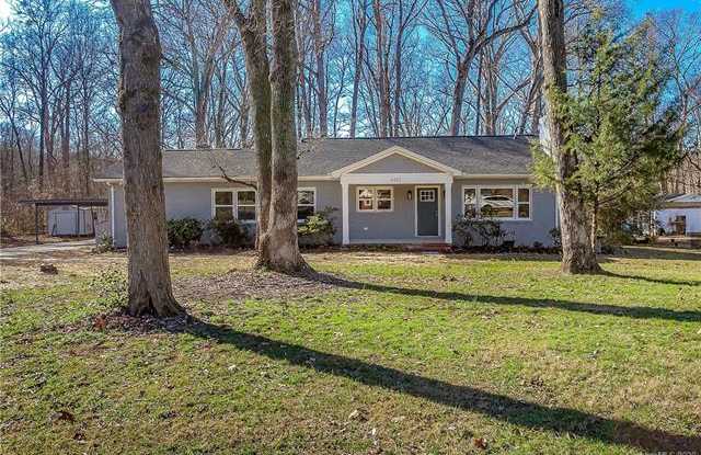 6327 Woodland Circle - 6327 Woodland Circle, Mecklenburg County, NC 28216