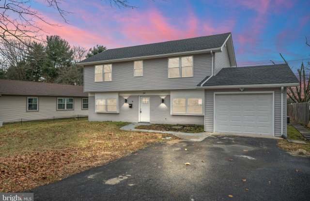 34 HINSDALE LANE photos photos