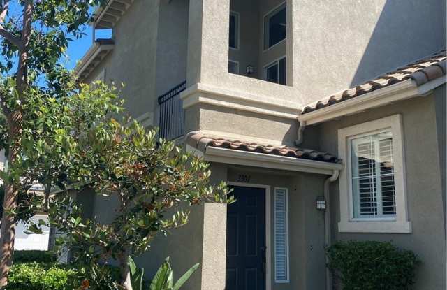 3301 Orangewood photos photos