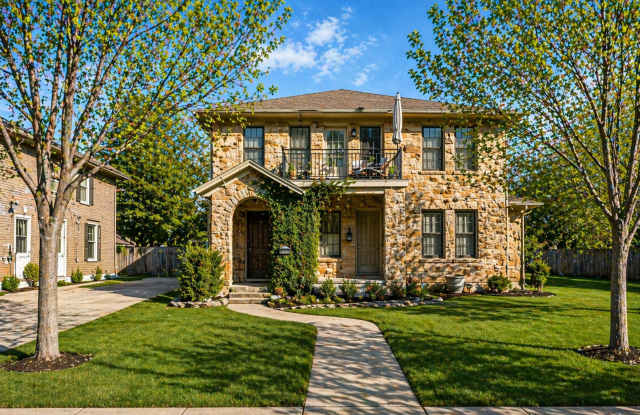 1037 W MAGNOLIA AVE photos photos