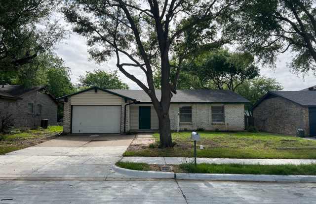 Charming 3-Bedroom Home in Arlington - 3203 Daniel Drive, Arlington, TX 76014