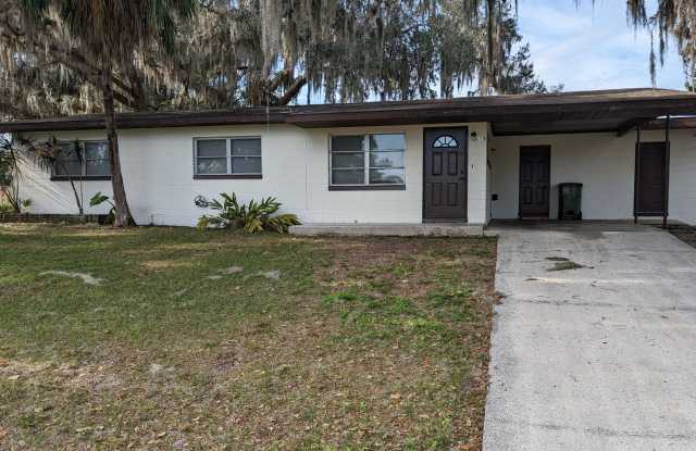 3 Bedroom 2 Bath in Leesburg Florida - 609 Scenic Street, Leesburg, FL 34748