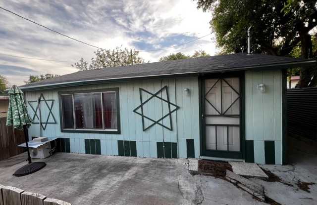 959 Avenue A. photos photos