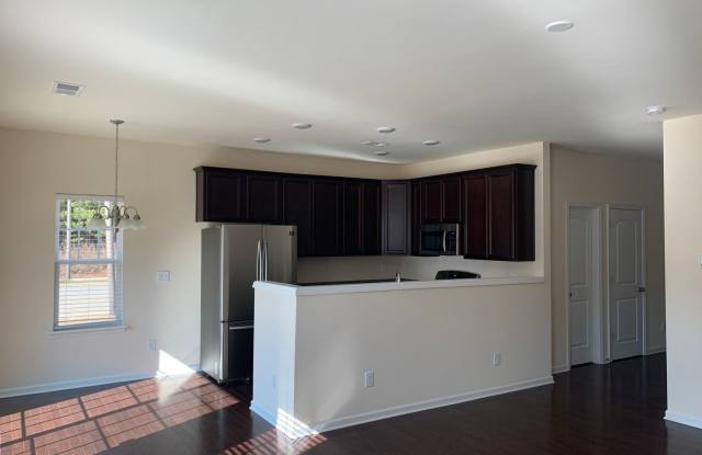 5013 Spring Arbor Ln Gallery 2
