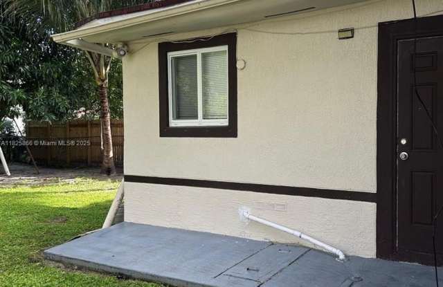 785 NW 96th St photos photos