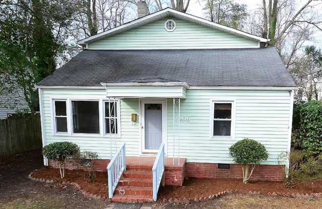 2206 Fitzgerald Ave Gallery 1