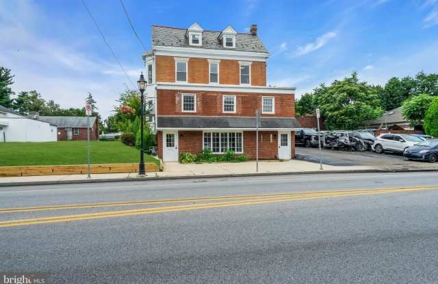 608 HUNTINGDON Pike Gallery 4