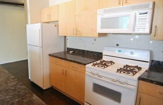 695 West Van Buren Street - 695 West Van Buren Street, Chicago, IL 60612