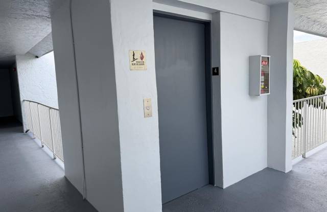 9470 LIVE OAK Place Gallery 3