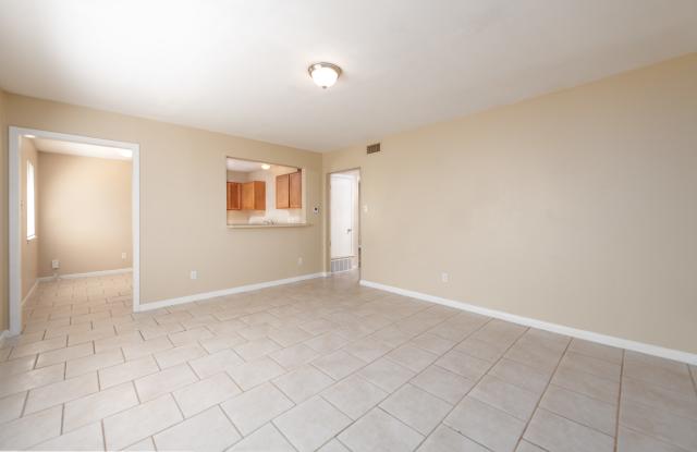 7300 Twin Crest Dr - 201 photos photos