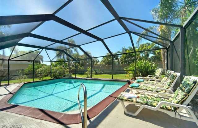 1140 SW 44th Street photos photos