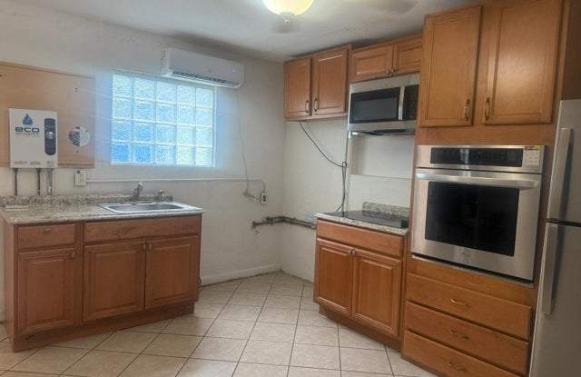 1466 S Congress Ave photos photos