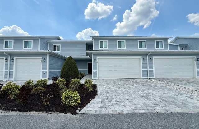 2734 SYCAMORE STREET photos photos