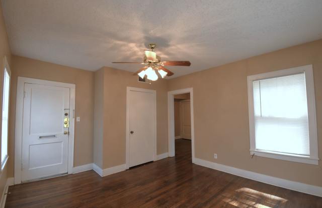Charming 1 Bedroom, 1 Bath Apartment in Tyler! Gallery 1