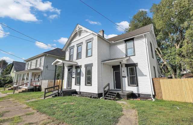 225 N 5th Street - 225 North 5th Street, Newark, OH 43055