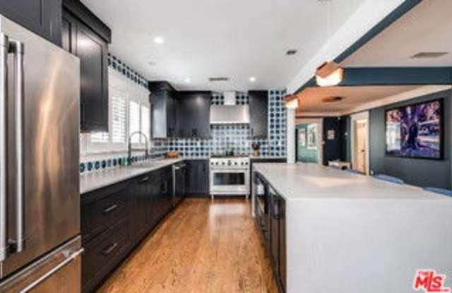 1308 North Ogden Drive photos photos