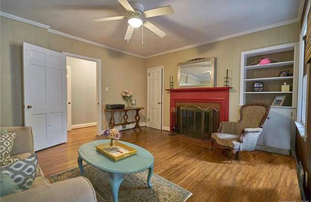 2842 Sunset Drive Gallery 4