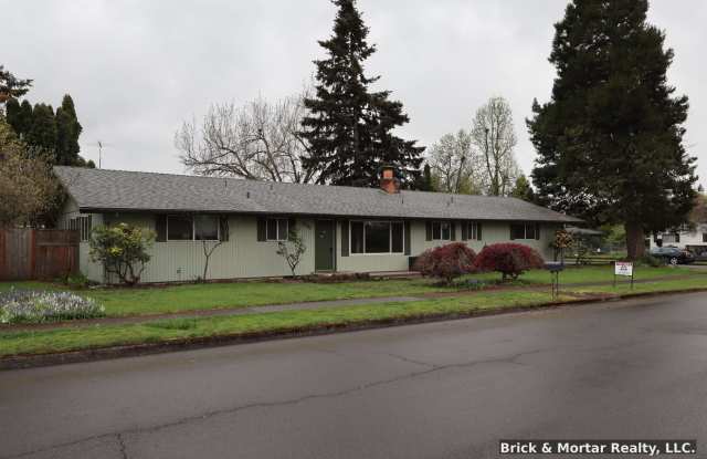 3-Bedroom 1.5-Bathroom house in Stayton, OR photos photos