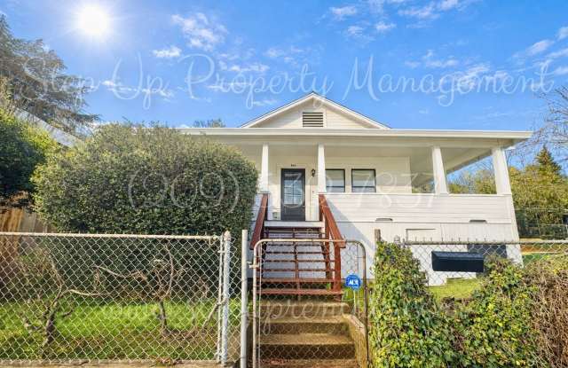 Sonora Sweet Spot | Updated 2BR, Soaking Tub, Fenced Yard + Porch photos photos