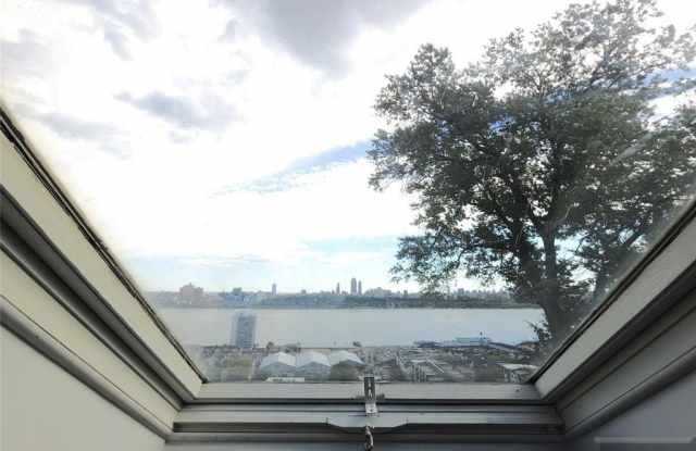3 Crescent Avenue Gallery 3