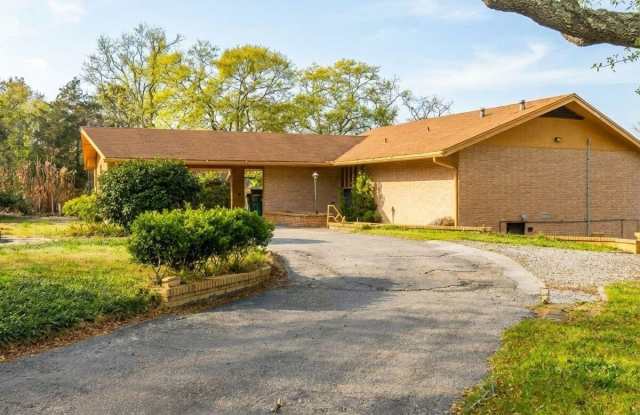 632 Gap Creek Drive Gallery 2