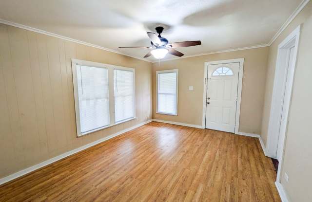 1030 Dallas St, Port Neches, TX 77651 Gallery 4