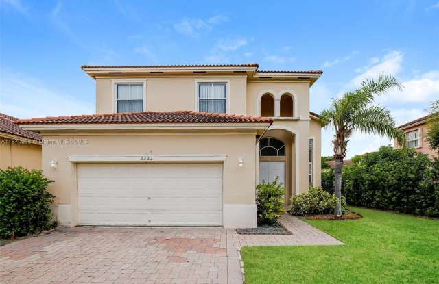 2222 Portofino Ave photos photos