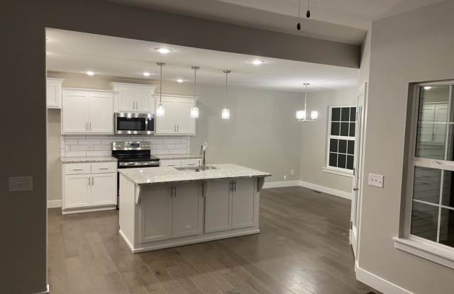 692 North Century Avenue photos photos