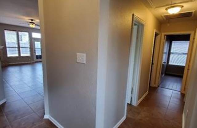 1015 Port Boliver Drive Gallery 3