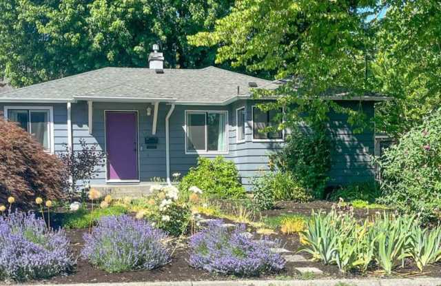Inviting Beaverton Home in a Convenient Neighborhood photos photos