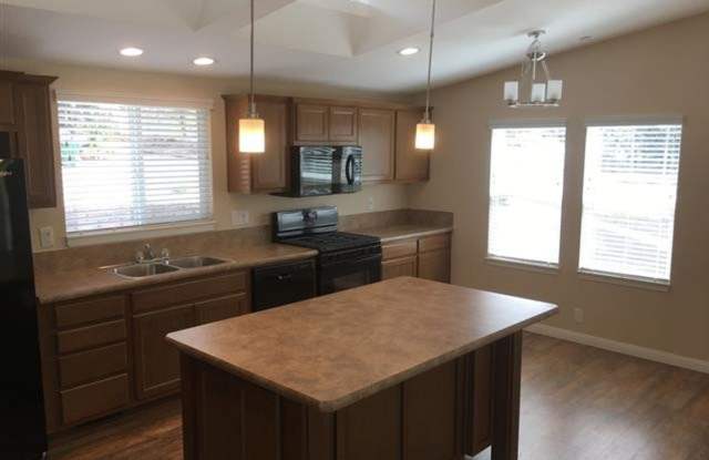 11620 Oak Creek Drive Gallery 2